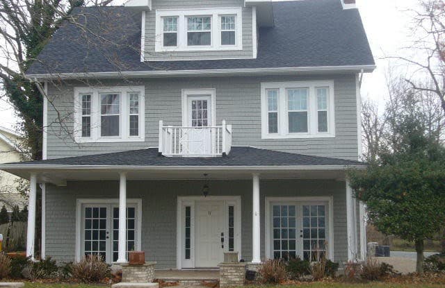11 Lakeview Road - 11 Lakeview Road, Deal, NJ 07723