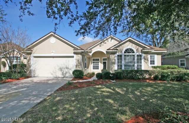 261 WATER'S EDGE Drive S - 261 Water's Edge Drive South, Palm Valley, FL 32082
