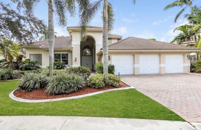 15650 SW 12th St - 15650 Southwest 12th Street, Pembroke Pines, FL 33027