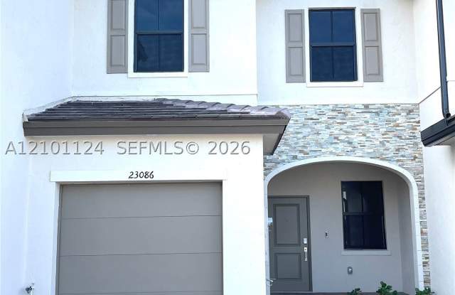 23086 SW 128th Pl Gallery 1