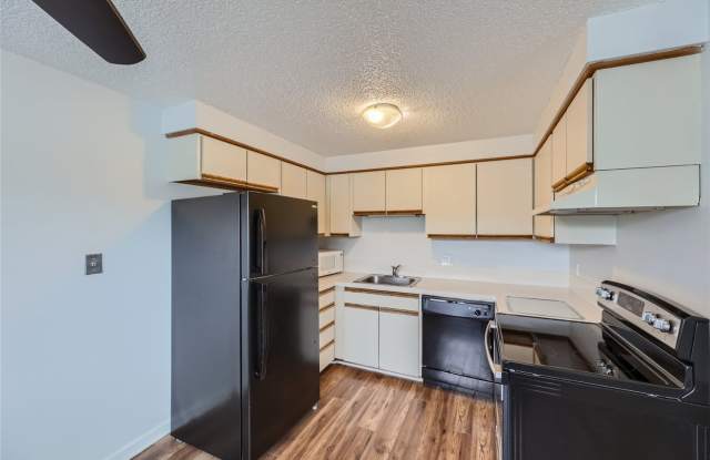 Charming 2bed/1bath Triplex Apartment in Seattle, WA! photos photos Charming 2bed/1bath Triplex Apartment in Seattle, WA! photos photos