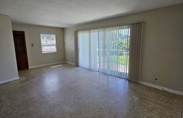 Port Charlotte single family home Gallery 3