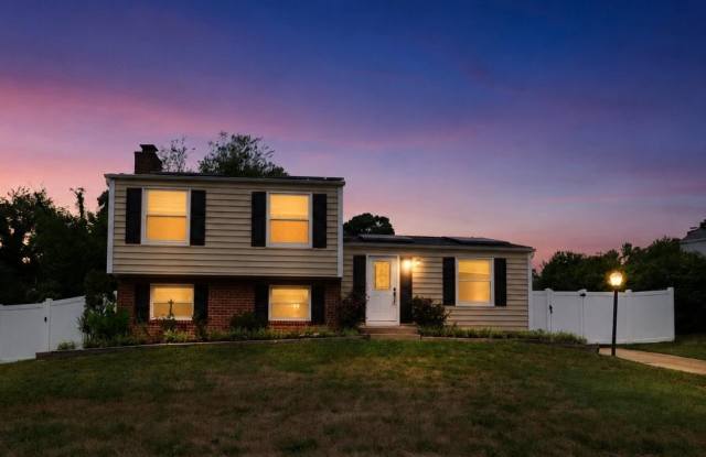 1414 KING WILLIAM Drive Gallery 2
