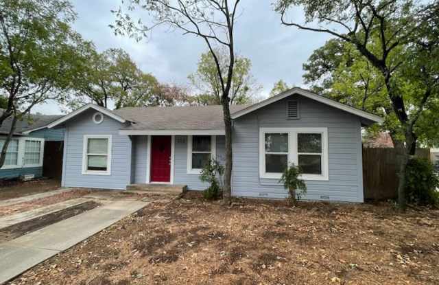 605 Bernard St - 605 Bernard Street, Denton, TX 76201