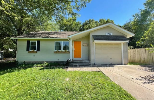 2726 Monroe Terrace - 2726 East Monroe Terrace, Springfield, MO 65802