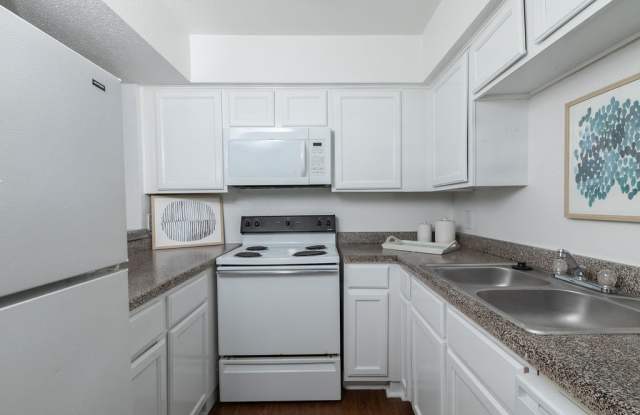 Affordable Housing- Carelton Courtyard Gallery 4