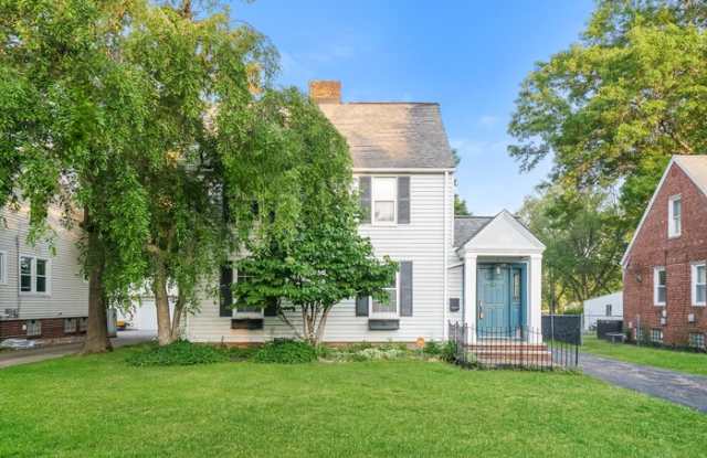 1676 Edgefield Road photos photos