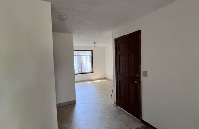 895 Winter Street NE Gallery 2