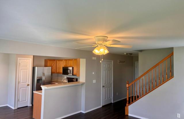 3/2.5 Bath Home in Villages at Homefield Neighborhood with Pool access! Gallery 4