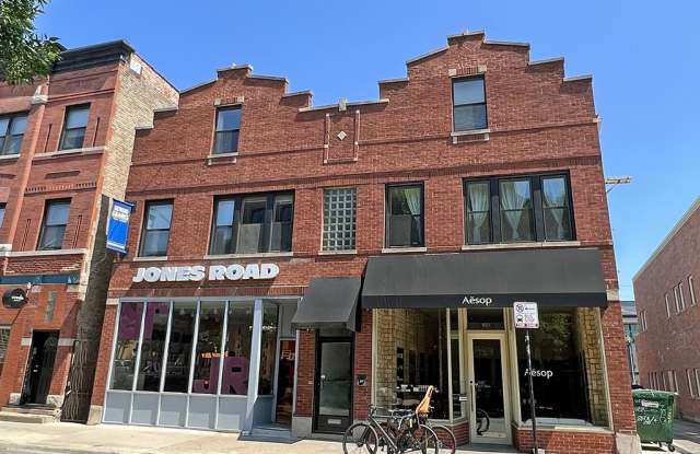 1655 N Damen Avenue photos photos