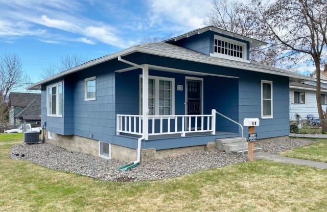 119 W 11th St - 119 West 11th Street, The Dalles, OR 97058