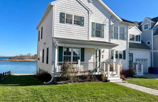 (9 MONTH RENTAL) FULLY FURNISHED/SHORT TERM RENTAL: 3 bed/2 bath (Quincy, MA) - 226 Rock Island Road, Quincy, MA 02169