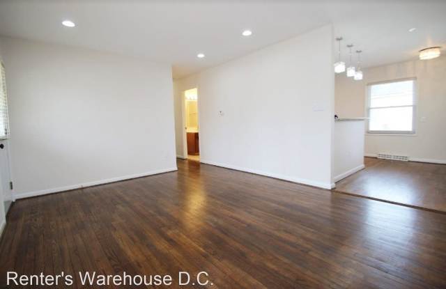 6814 Eads St. Gallery 2