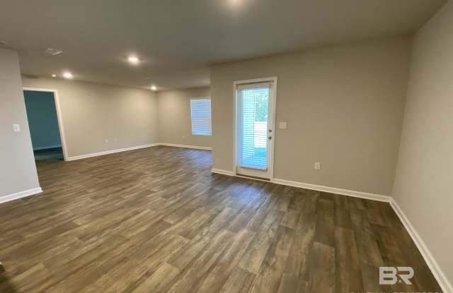 18413 Lewis Smith Drive Gallery 3