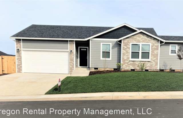 807 Pinto St SE - 807 SE Pinto St, Sublimity, OR 97385