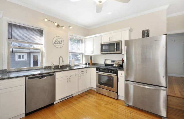 171 Mystic St - 171 Mystic Street, Arlington, MA 02474