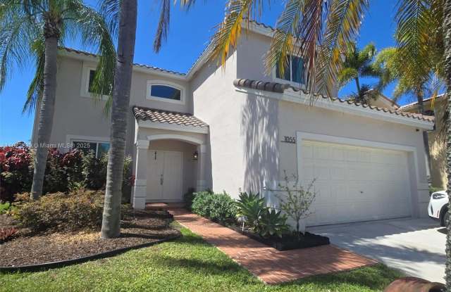 1055 Briar Ridge Rd photos photos