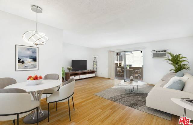 2803 ARIZONA AVE - 2803 Arizona Avenue, Santa Monica, CA 90404
