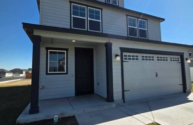 Stunning 3 Bedroom Home In Quincy! photos photos