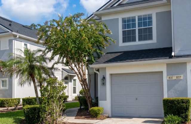 Avalon Park area - 3/2.5 with attached 1 car garage. Available September photos photos