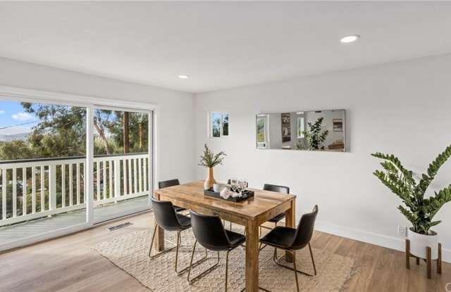 Fabulous Home off of Grand Avenue area available for Rent!! 5 LARGE BEDS 3.5 BATHS - 381 Santa Maria Avenue, San Luis Obispo, CA 93405