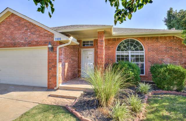 Beautiful home in Edmond photos photos