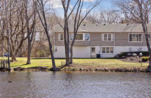 Charming Updated Duplex on Pond photos photos