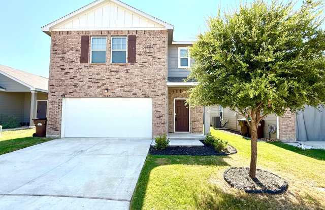 Spacious 5-Bedroom Home with Loft & Community Pool! photos photos
