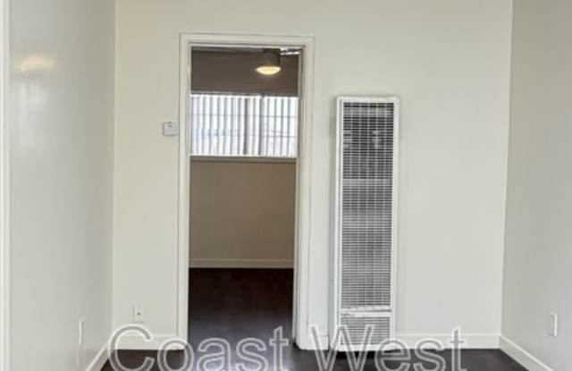 4425 College Avenue Gallery 3