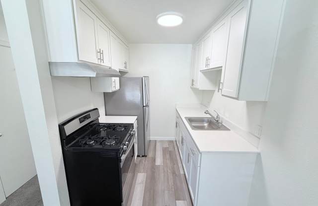 Pet Friendly 1 bed unit for rent in South Lake Tahoe Gallery 2