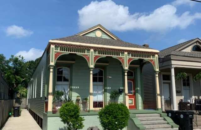 337 Elmira Avenue Gallery 2