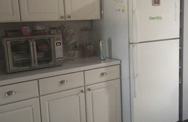 512 East Colgate Drive - 512 East Colgate Drive, Tempe, AZ 85283 512 East Colgate Drive - 512 East Colgate Drive, Tempe, AZ 85283