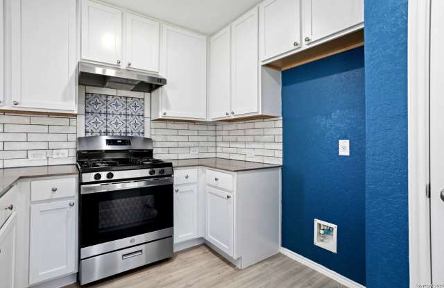13528 Barton Cove Gallery 2