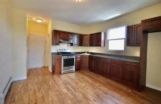 1052 BROADWAY - 1052 Broadway, Bayonne, NJ 07002