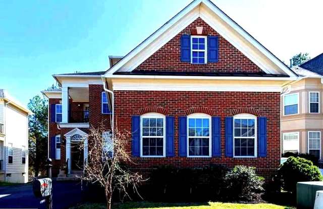 8371 TILLETT Loop - 8371 Tillett Loop, Manassas, VA 20110