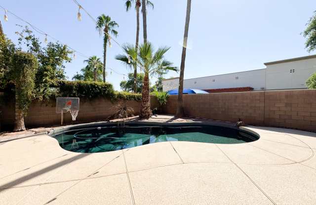 1655 E WASHINGTON Court Gallery 3