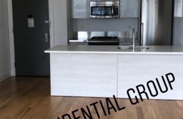 462 WEST 52ND STREET - 462 West 52nd Street, New York City, NY 10019