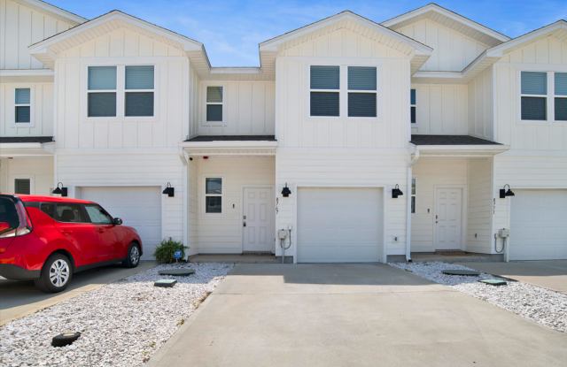 New Townhome near UWF and Nine Mile Rd photos photos