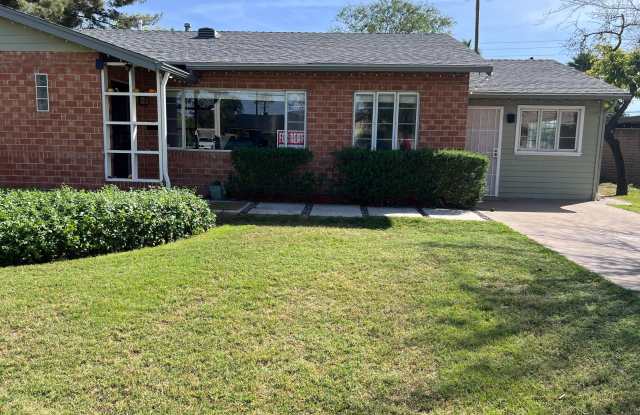 4121 E Edgemont Avenue photos photos