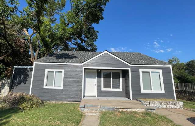 Large 3 Bedroom Remodeled Home - 1801 South Millwood Avenue, Wichita, KS 67213