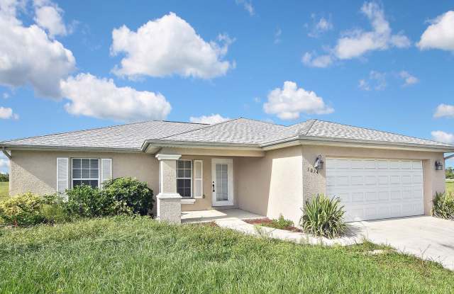 Single Family Home in North Cape Coral photos photos