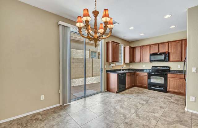 4058 E CARLA VISTA Drive Gallery 4