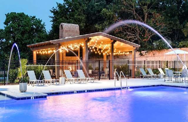 Clear Creek Springdale Apartments Gallery 4