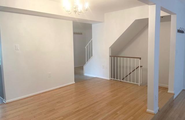 5405 NEW LONDON PARK DR Gallery 3