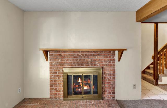 Wonderful 3 Bedroom Townhouse in Cedar Terrace photos photos Wonderful 3 Bedroom Townhouse in Cedar Terrace photos photos