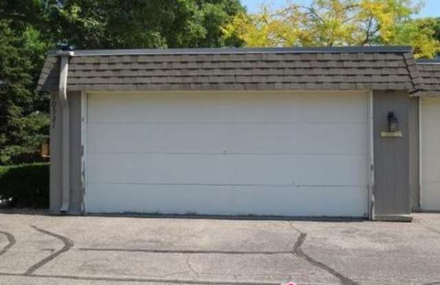 10531 Dupont Road S Gallery 3