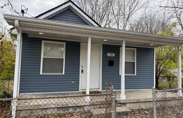 2 Bedroom Downtown! - 138 Eddie Street, Lexington, KY 40508