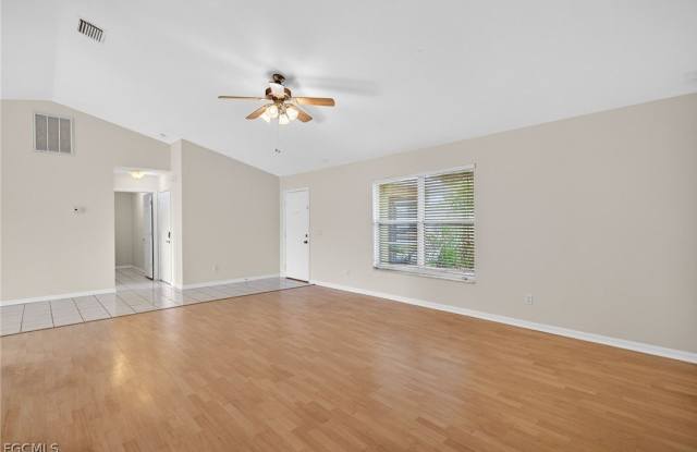 1023 SE 18th Avenue Gallery 3