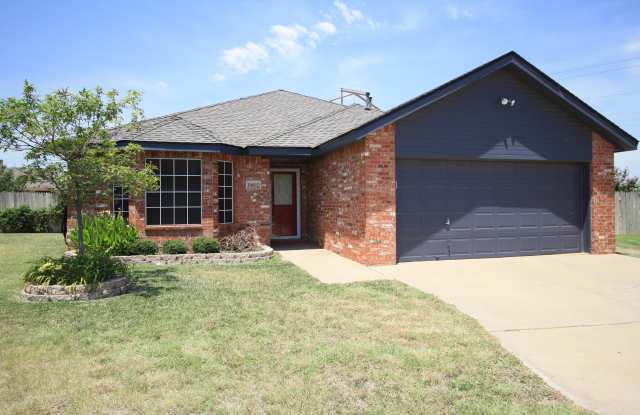 10602 Akron Avenue - 10602 Akron Avenue, Lubbock, TX 79423