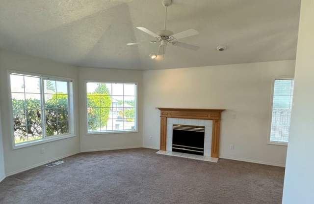 BEAUTIFUL 3 BEDROOM 2 BATH HOUSE LOCATED IN WEST SALEM Gallery 4